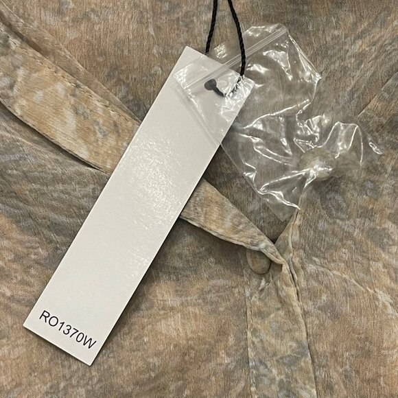 NWT Rose and Olive Women's Ice-Dye Blouse size 1X - Picture 5 of 14